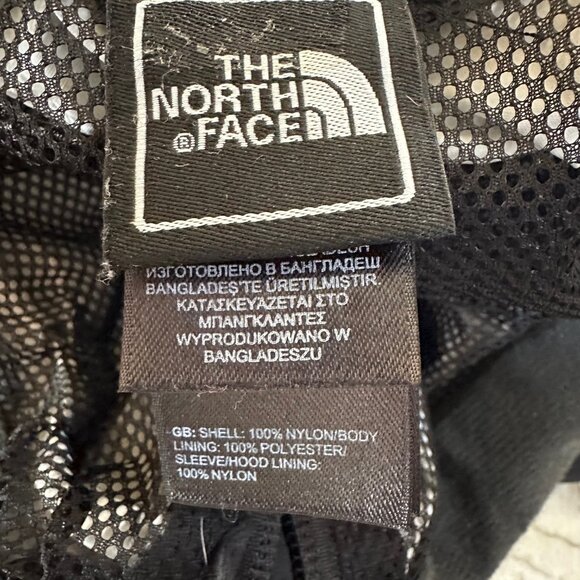 The North Face HyVent Waterproof Jacket - Picture 4 of 10